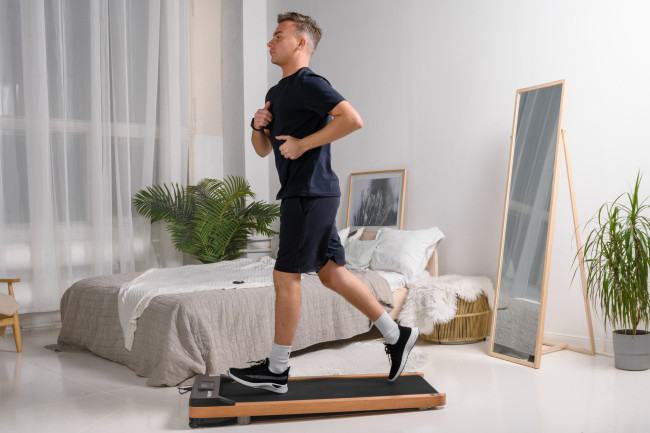 Беговая дорожка UnixFit Wood Way