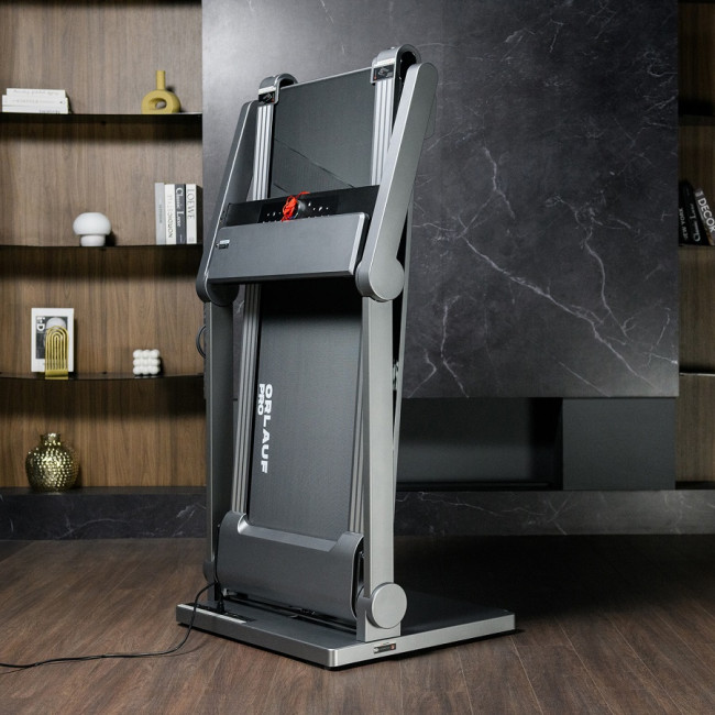 Беговая дорожка Orlauf PRO Mireon с зеркальной панелью