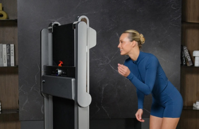 Беговая дорожка Orlauf PRO Mireon с зеркальной панелью